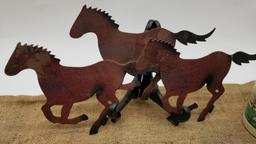 COLLECTIBLE DECORATIVE HORSE LOT