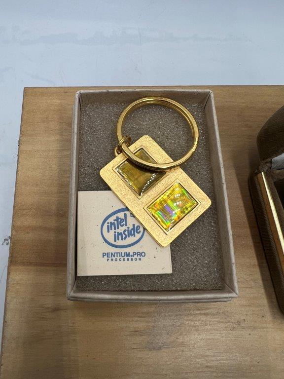 VINTAGE INTEL EMPLOYEE GIFTS