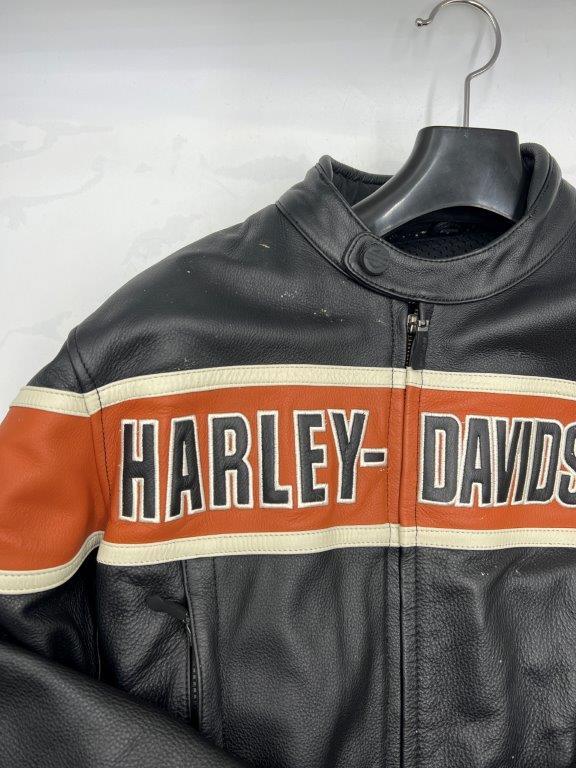 LARGE HARLEY-DAVIDSON LEATHER RACING JACKET