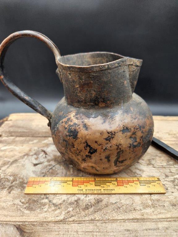 ANTIQUE SPEAR HEAD AND POT