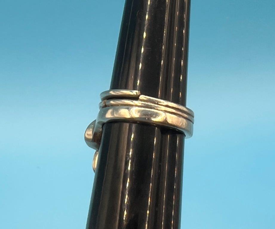 Marked 14KT Gold Three Merged Bands Ring