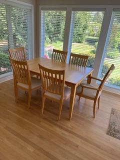 Wood Dinning Table and Chairs