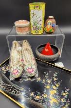 Asian Style black lacquer "Yellow Poppy" Inlaid Shell Tray