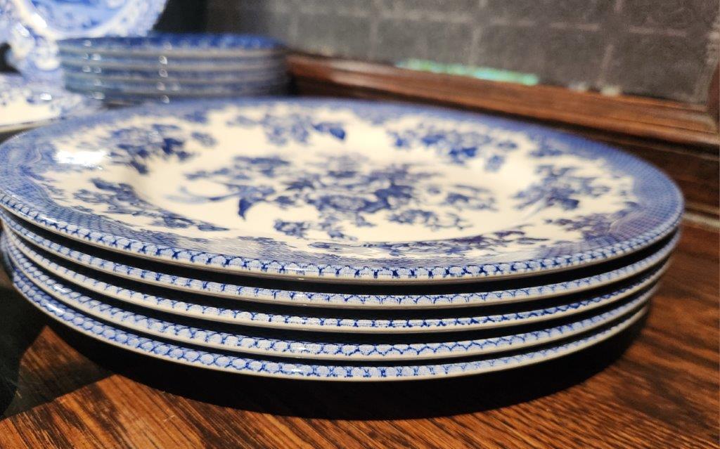 Spode "Italian Blue Room Collection" Plates