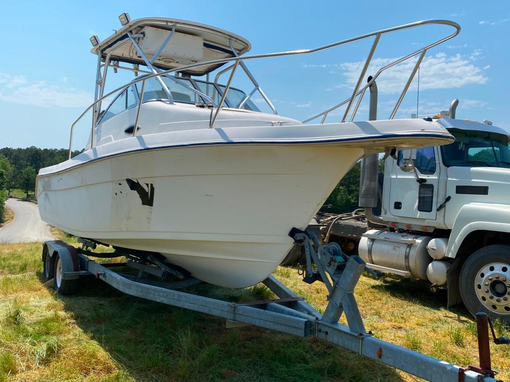 25' COBIA CUDDY CABIN BOAT WITH MERCURY 275 MOTOR CBA040SWL900 / 1B734084 Motor Not Running