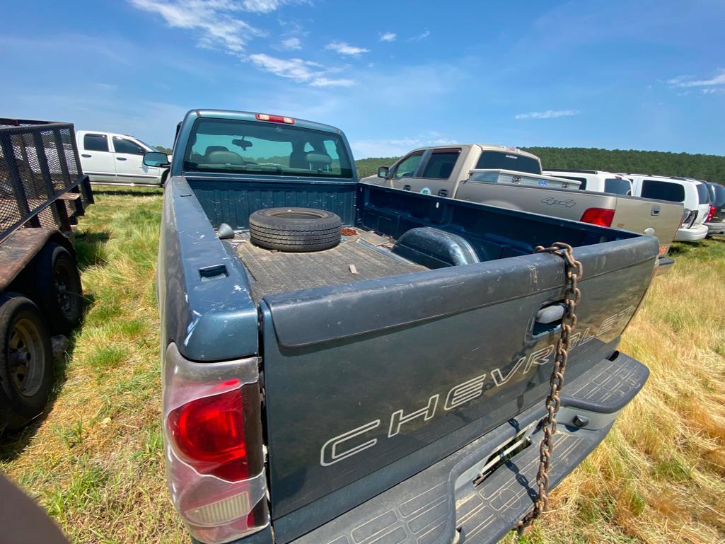 2006 1500 EXTENDED CAB CHEVROLET 1GCEC19T36E228442 Engine Problem - no oil pressure