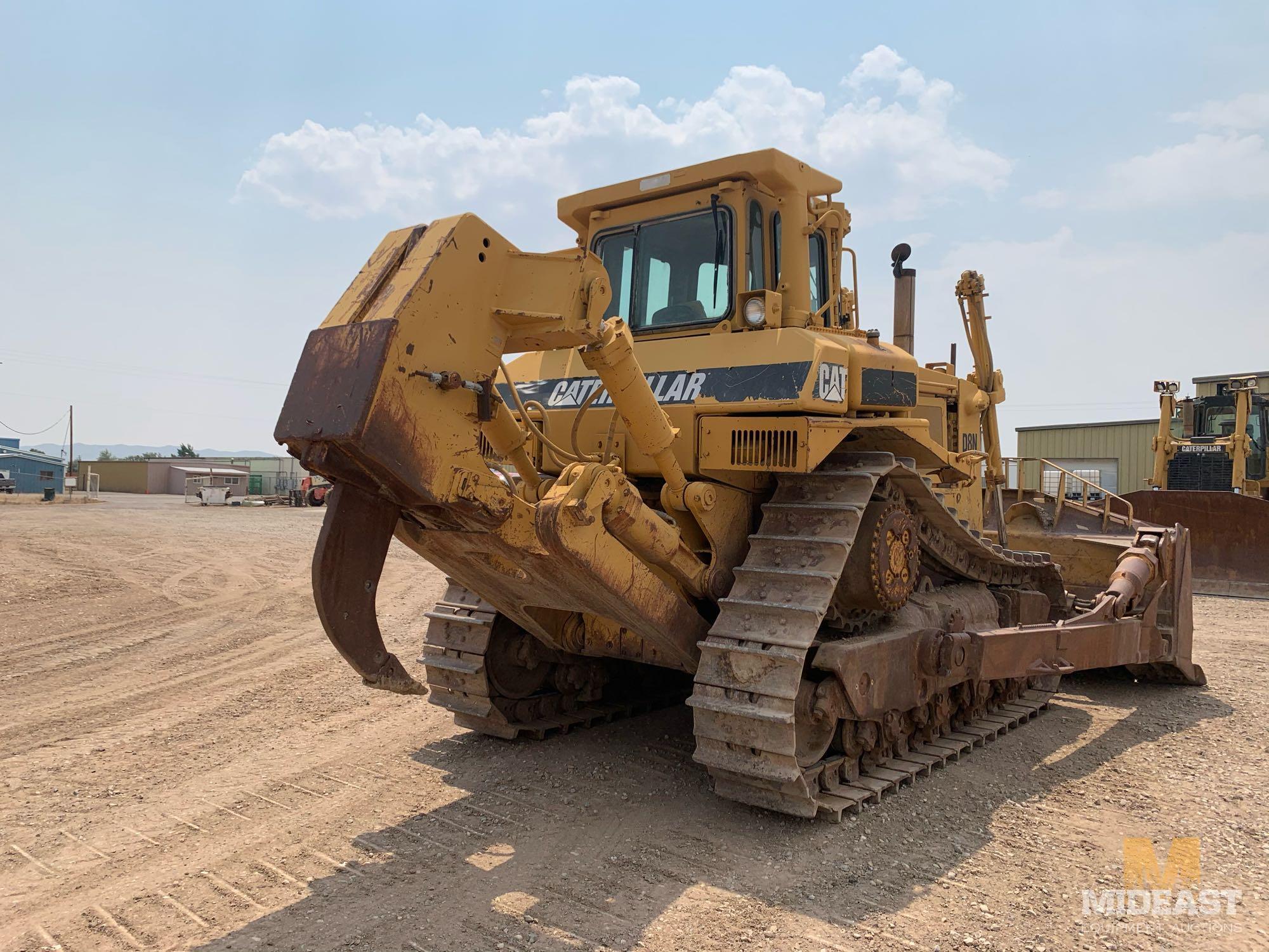 1990 CAT D8N Dozer with ripper