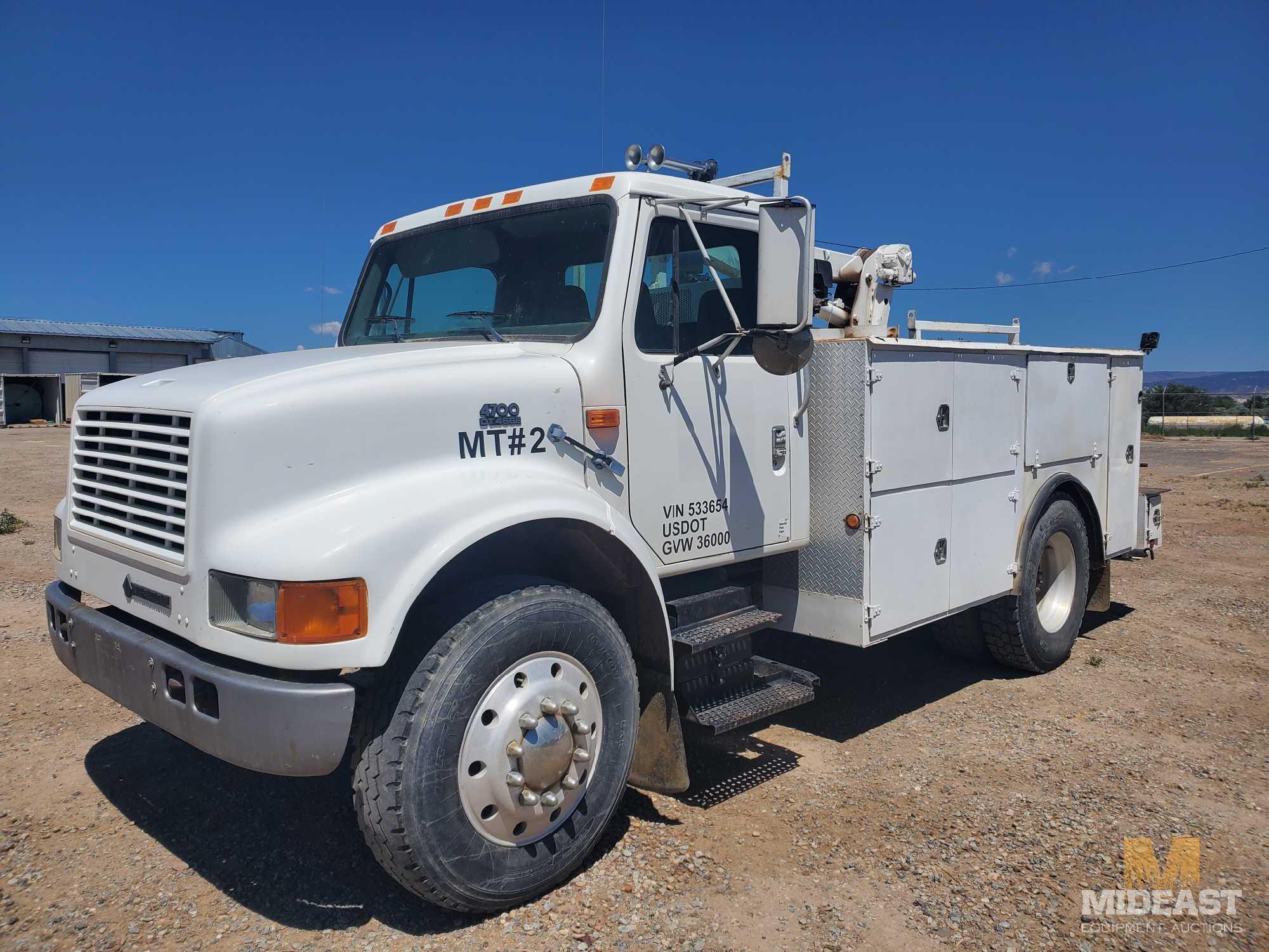 1996 International 4700DT, Mechanic Truck