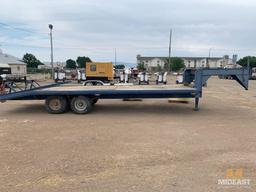 1980 6 ton Goose Neck Trailer