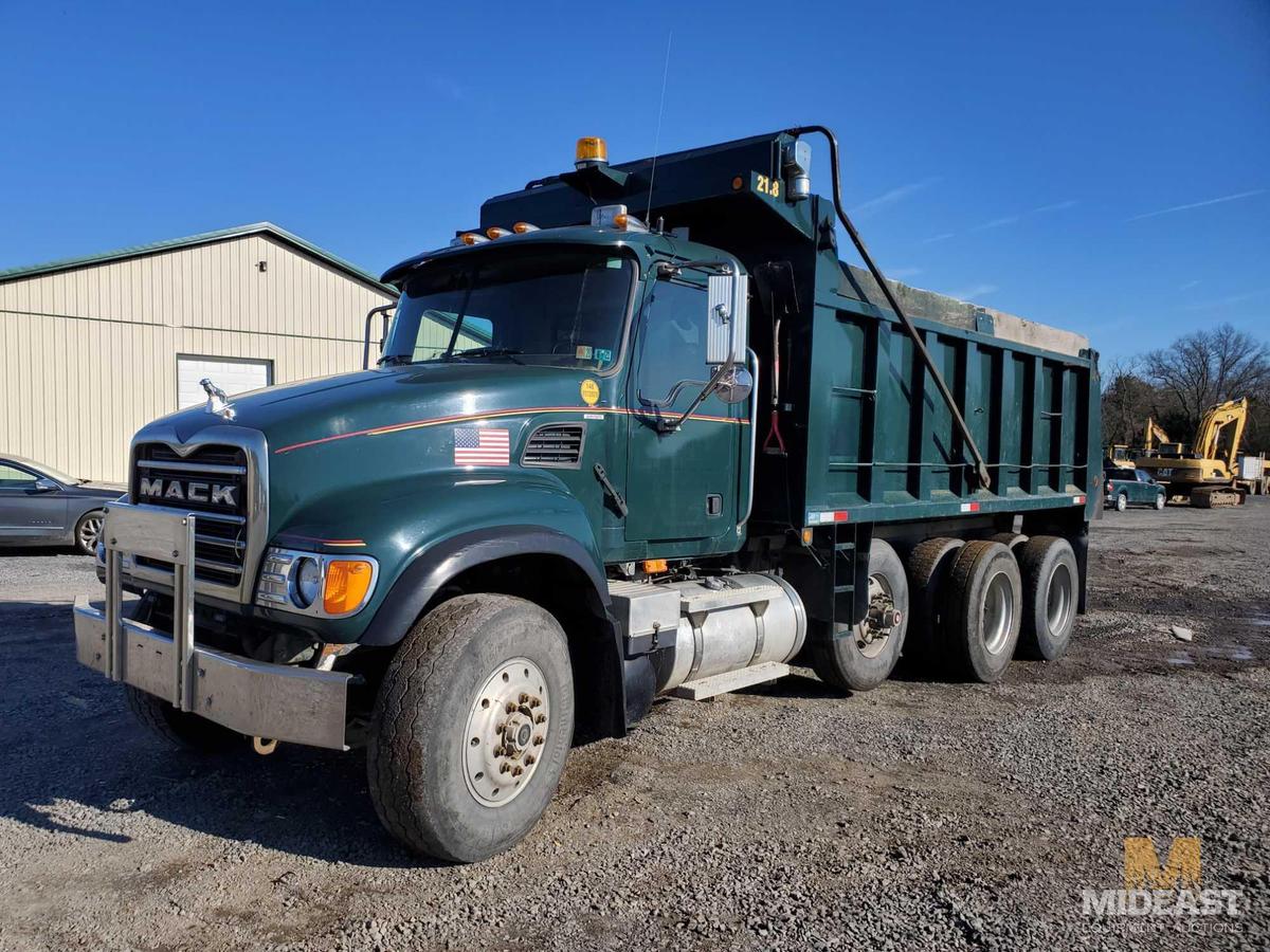 2006 Mack CV713 Granite Truck, VIN # 1M2AG11C26M032007