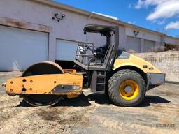 2011 Volvo SD116DX Vibratory Roller