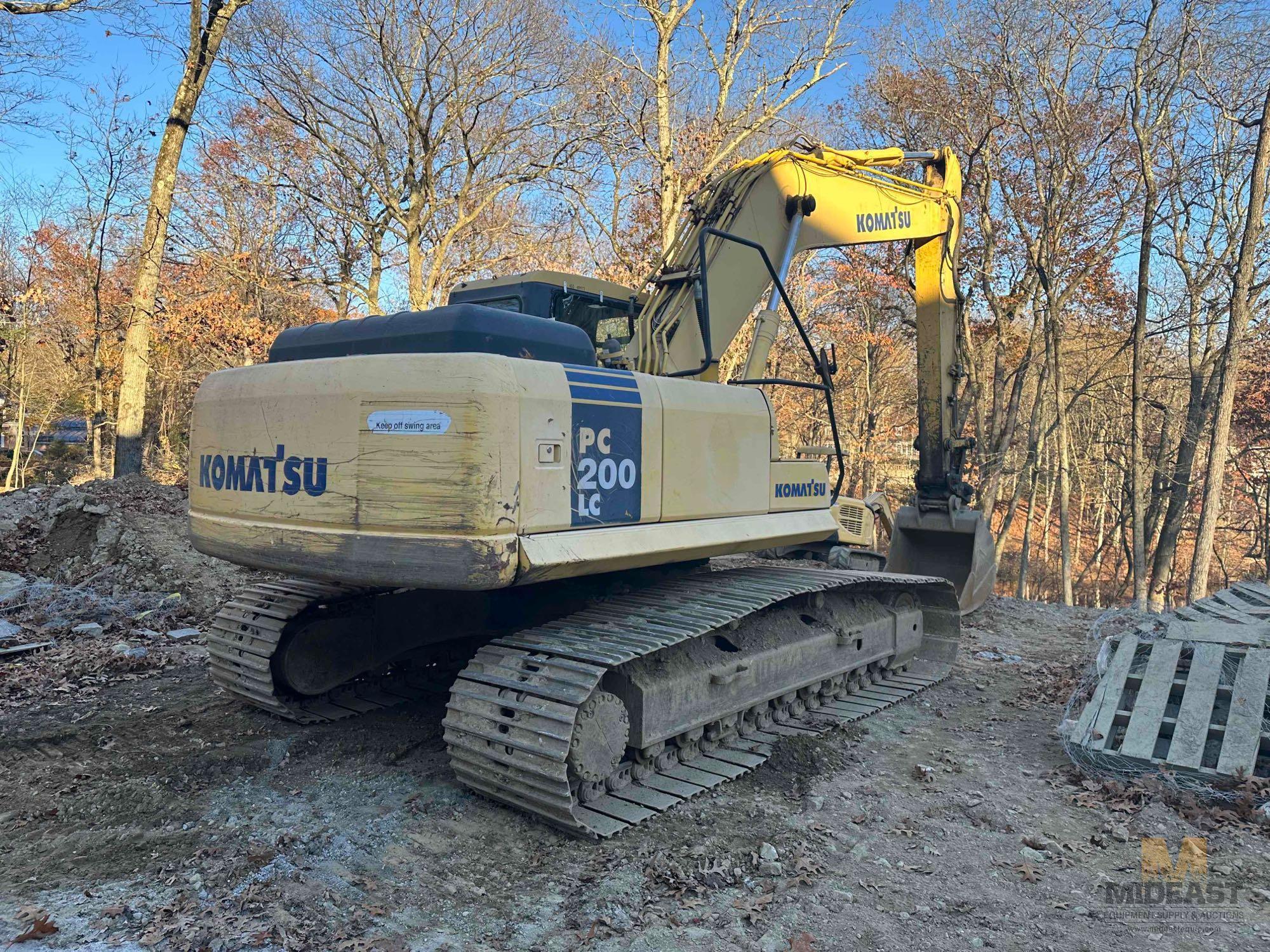 Komatsu PC200 LC-7L Excavator, s/n A87394