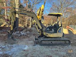 2002 Komatsu PC40 MR-2 Excavator, s/n K05010863