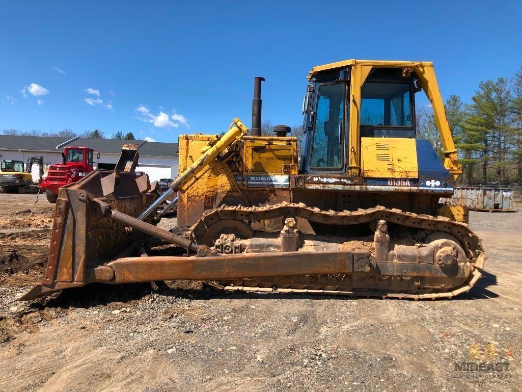 1989 Komatsu D135A Dozer