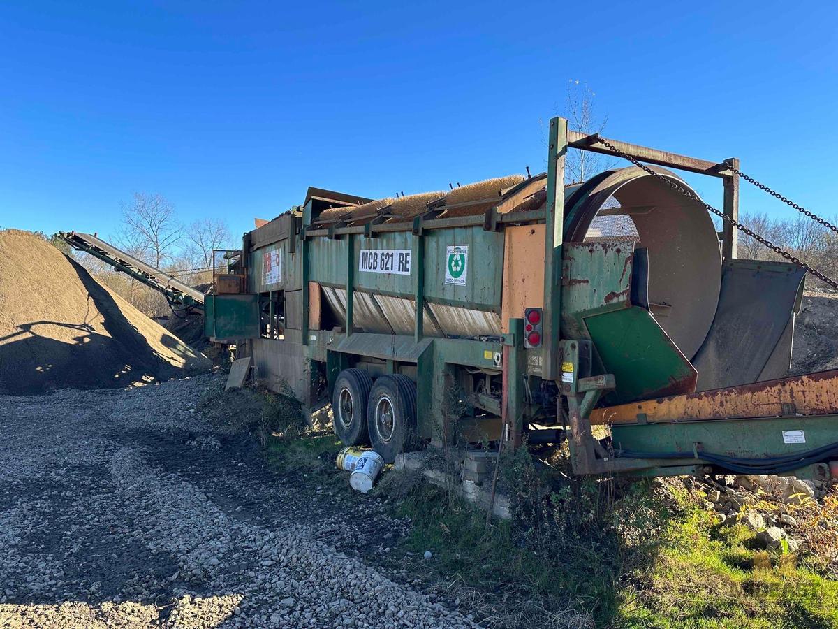 2002 McCloskey 621 Trommel Screener, s/n 11026