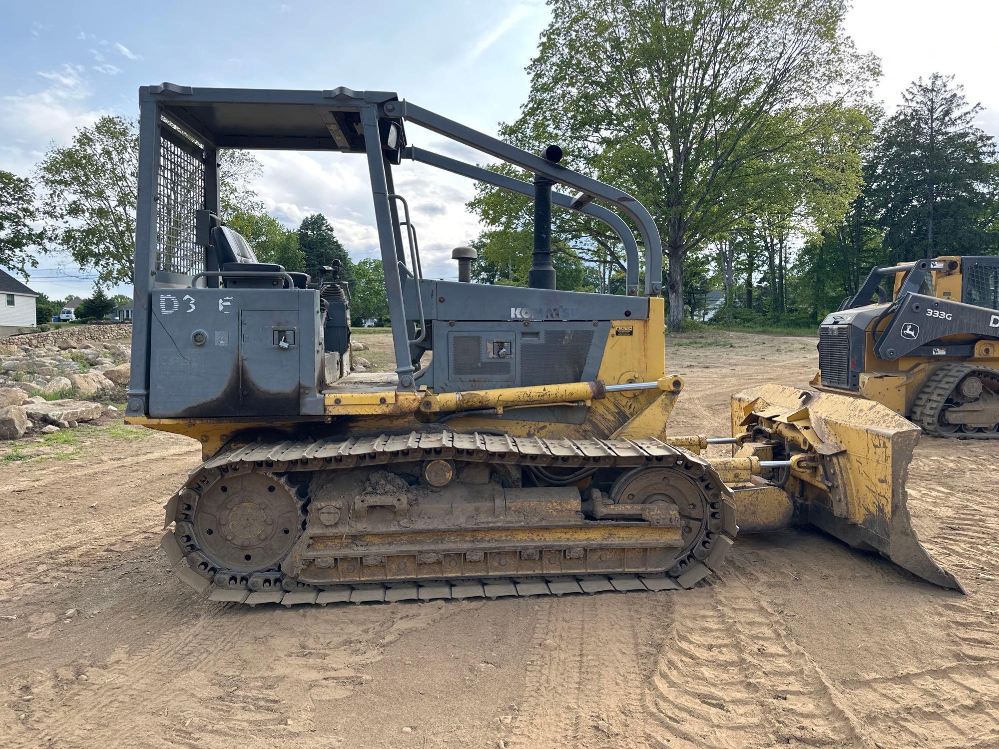 1999 Komatsu D38E-1 Dozer