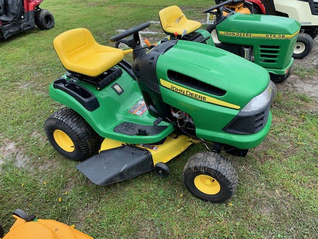 John Deere 115 automatic w/42” deck