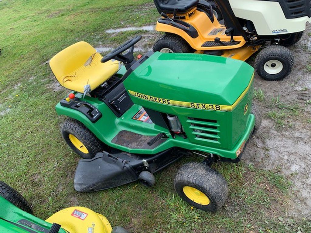 John Deere STX38 Mower