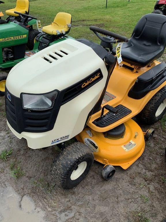 Cub Cadet LTX 1046 Mower