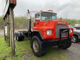 1974 Mack DM6855