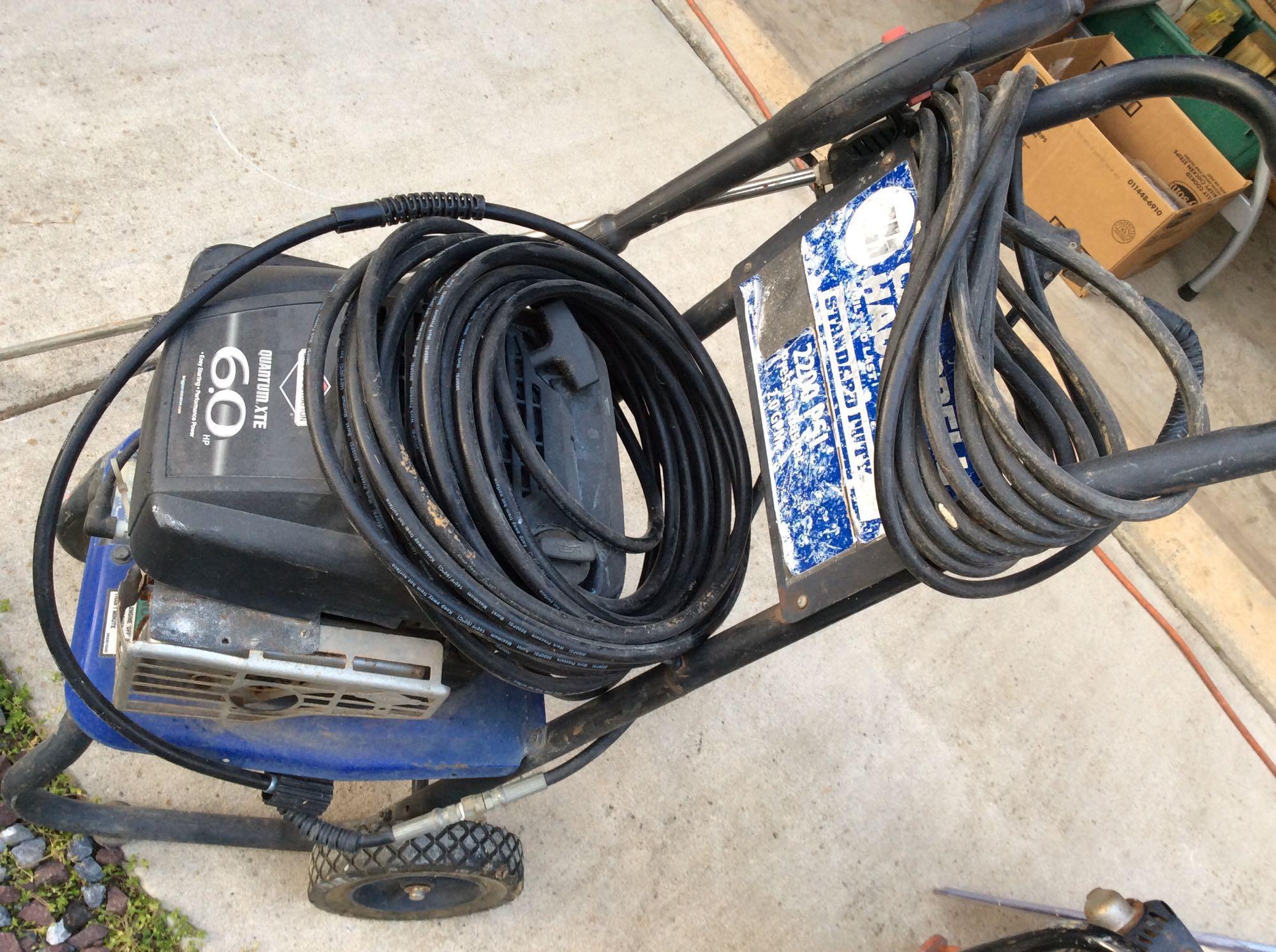 Campbell Hausfeld 2200 psi power washer w/ Briggs engine