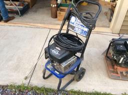 Campbell Hausfeld 2200 psi power washer w/ Briggs engine