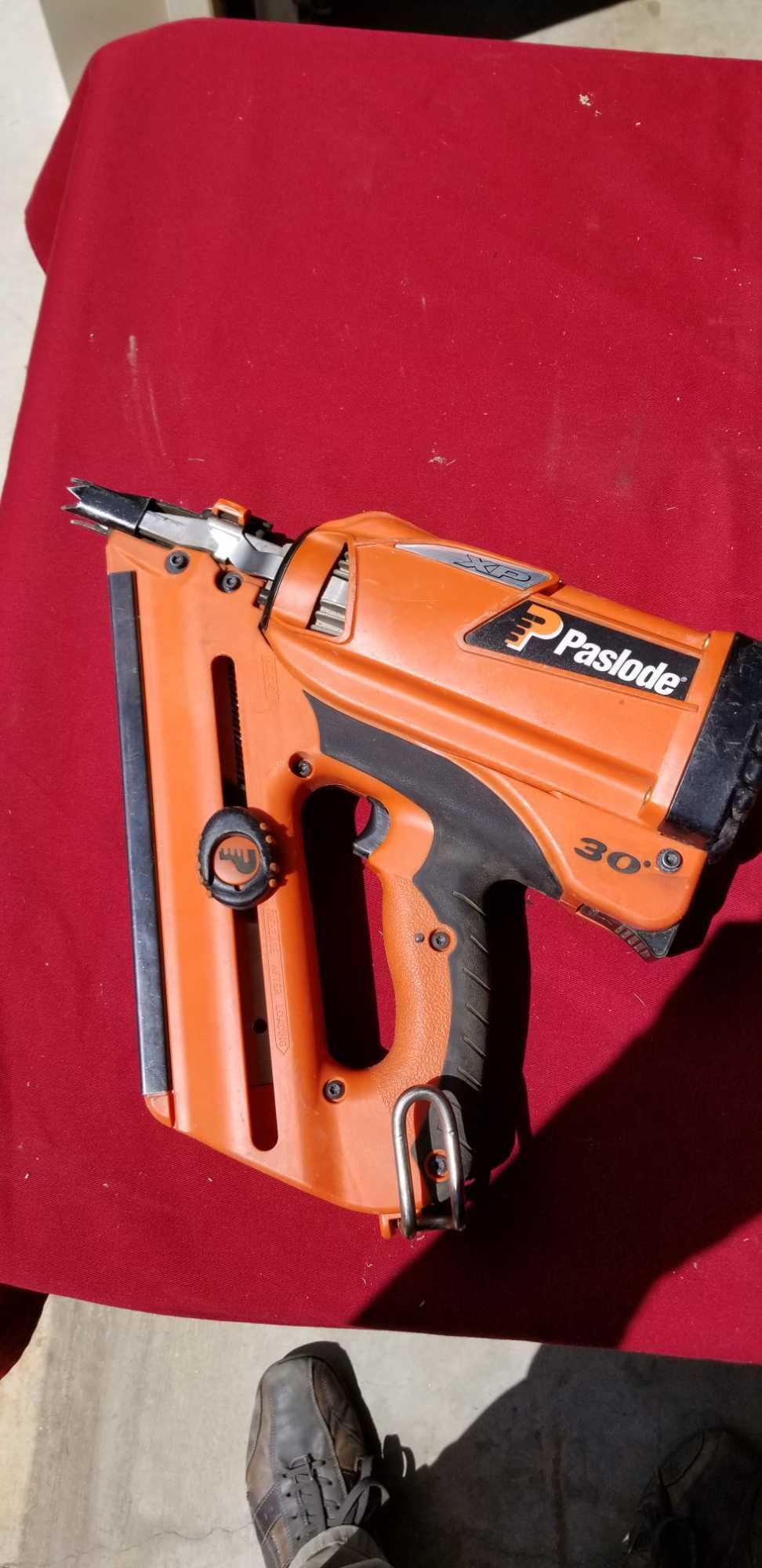 Paslode cordless nailer, good condition