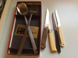 Miscellaneous kitchen utensils