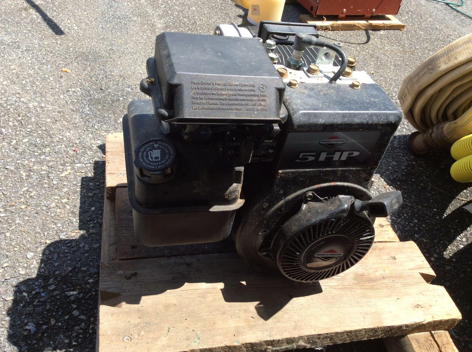 Briggs & Stratton 5 HP engine with 2in Pacer trash pump, good condition