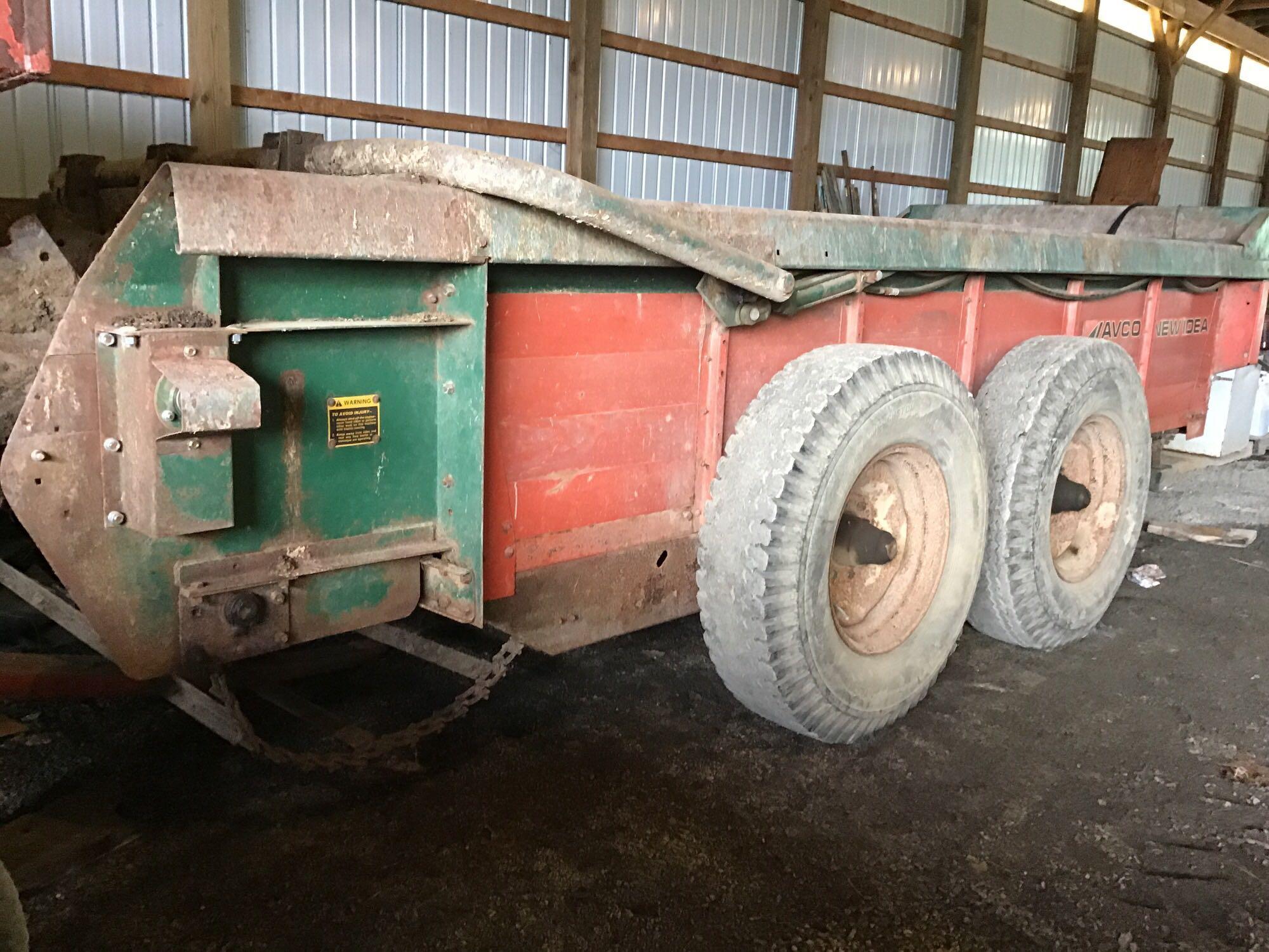 New Idea 245 Manure Spreader