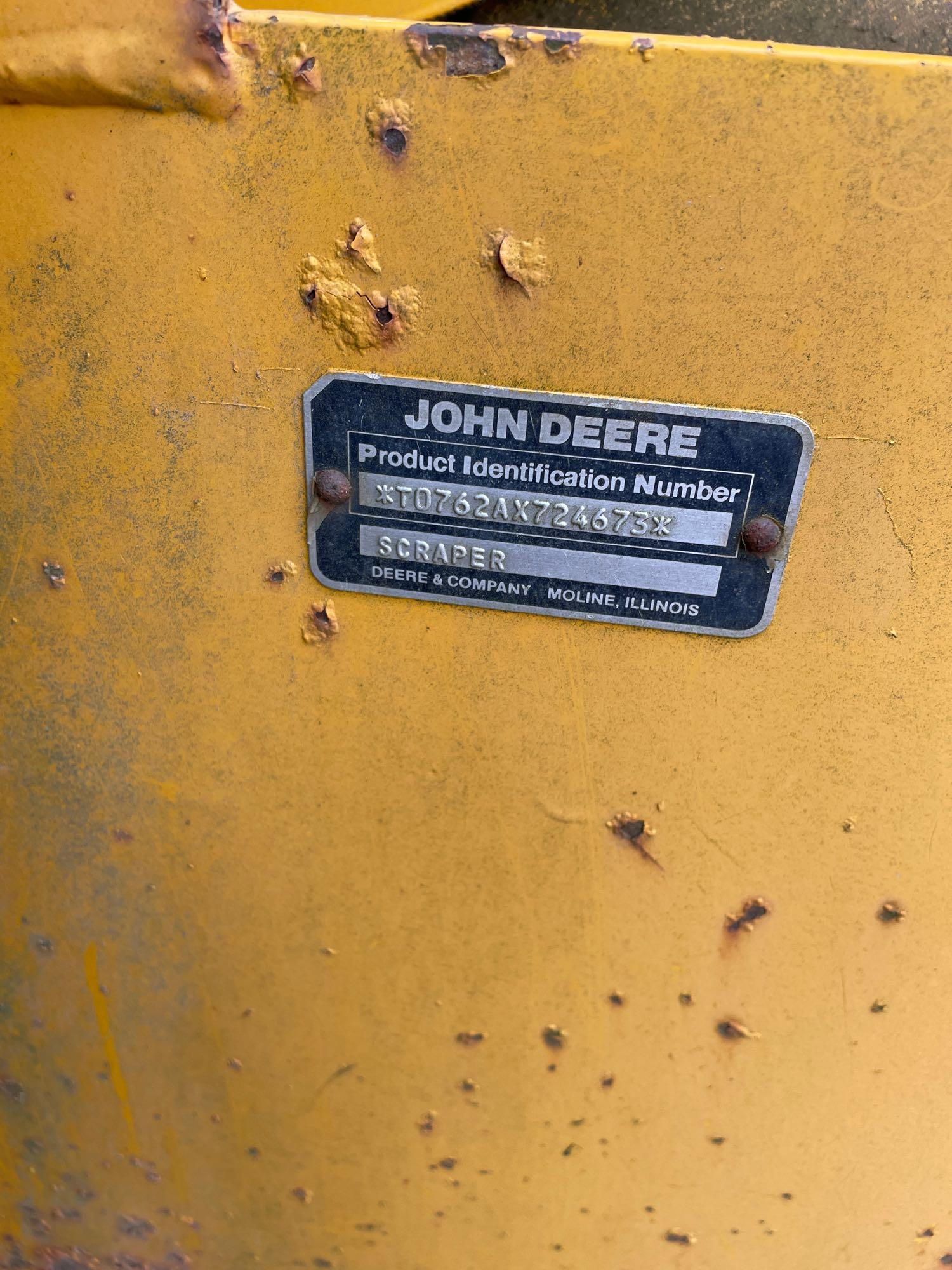 John Deere 762A Scraper