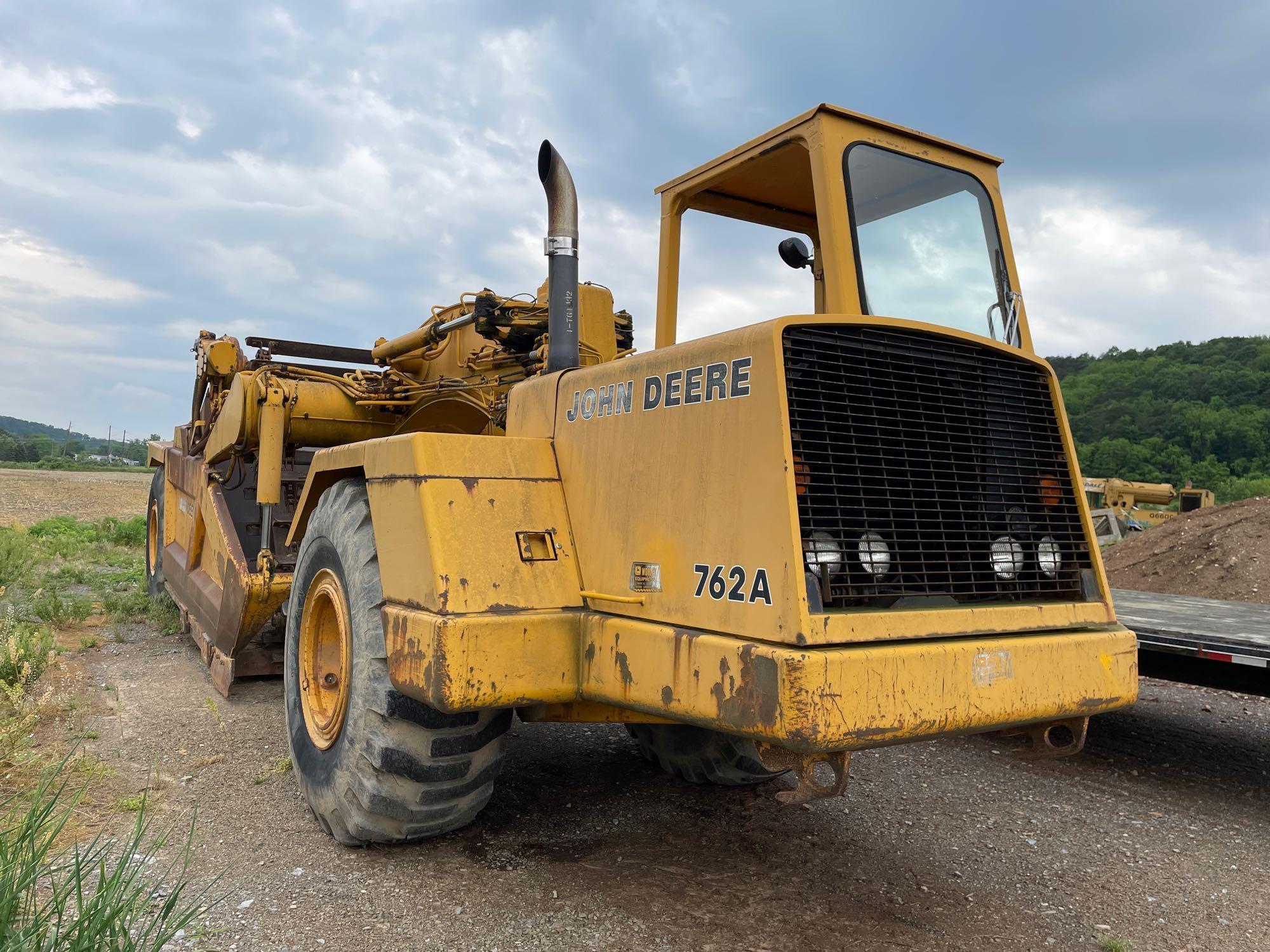 John Deere 762A Scraper