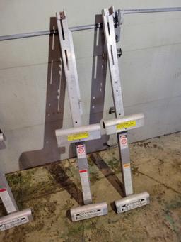 2 pair Warner ladder jacks