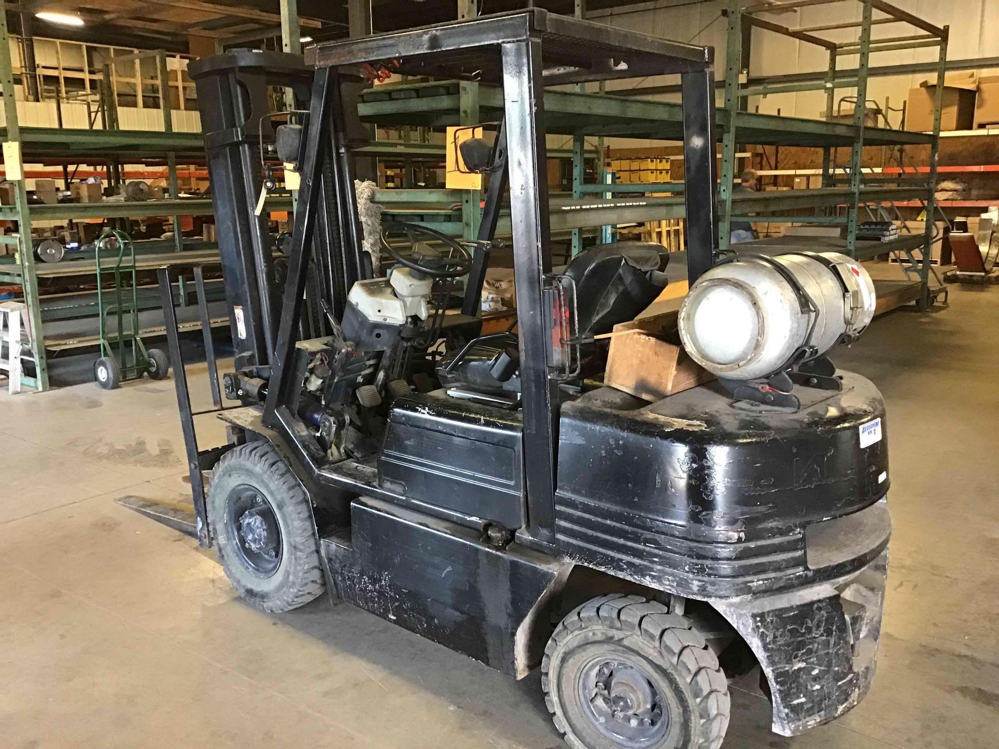 Komatsu FC25C-11 forklift