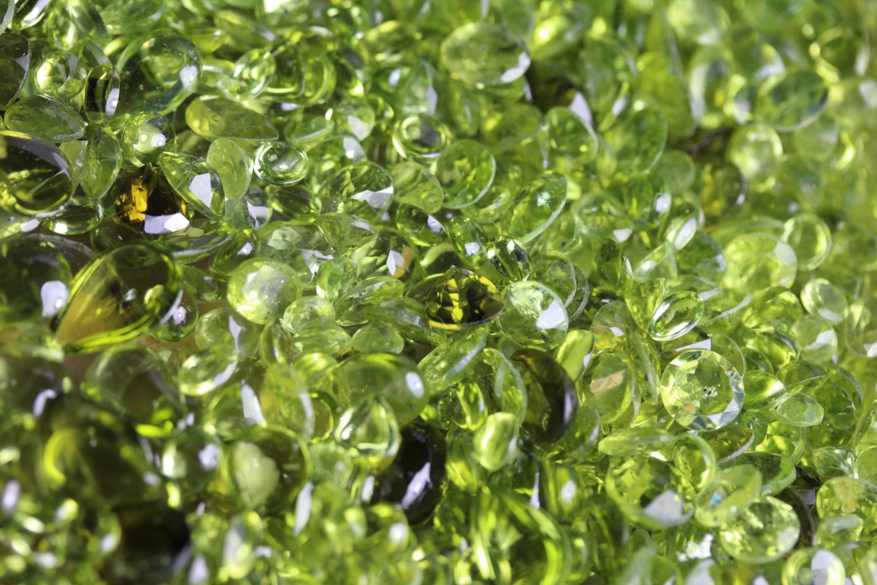 Natural Peridot 50 carats