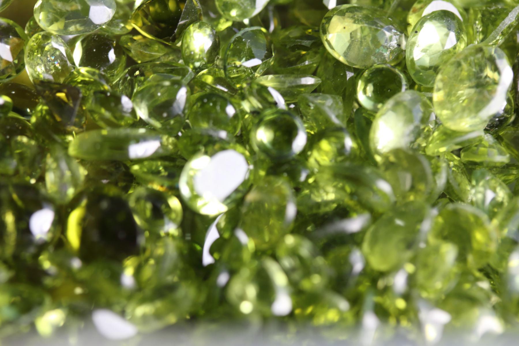 Natural Peridot 50 carats