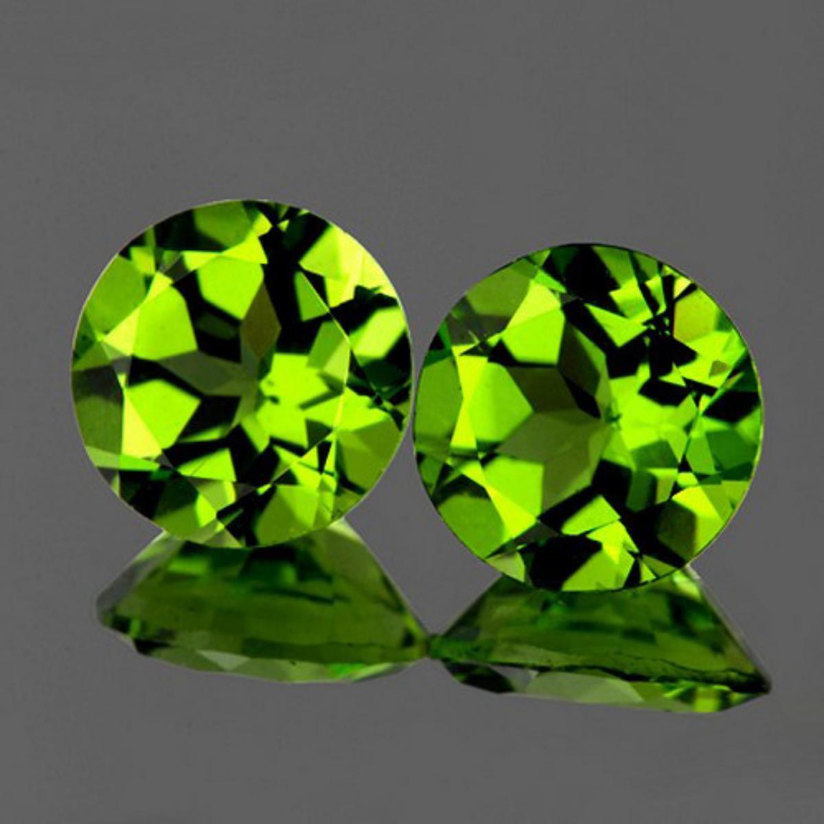 Natural Peridot Pair 9.00 mm - Flawless