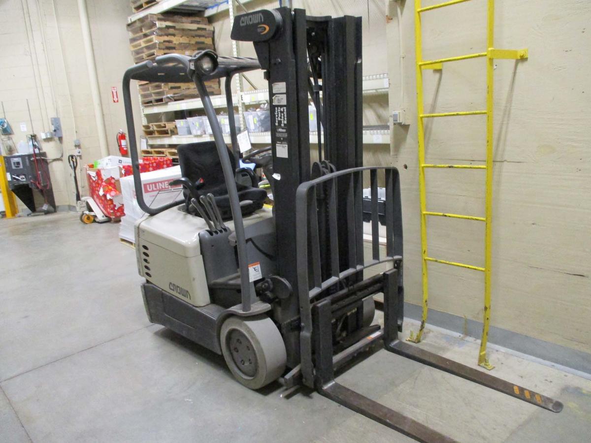 Crown Fork Lift