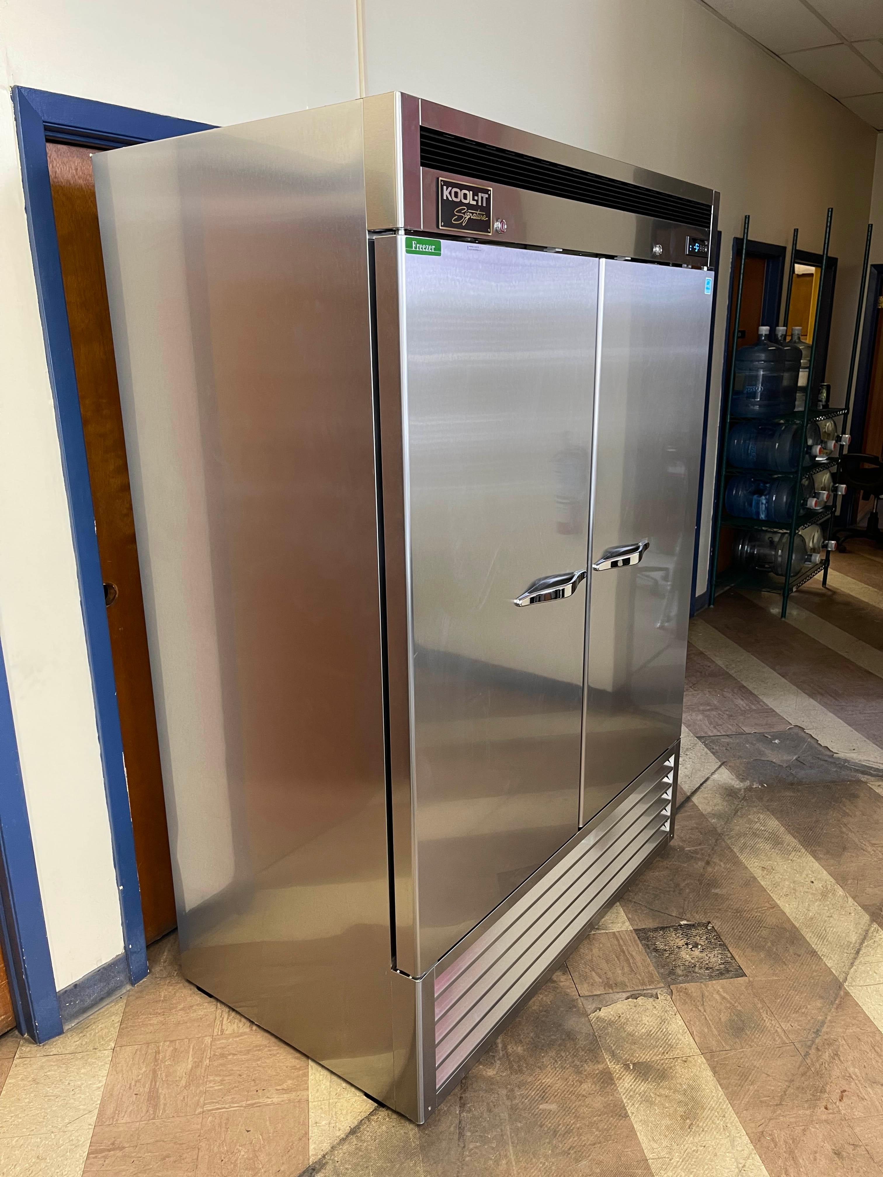 Cabinet Freezer