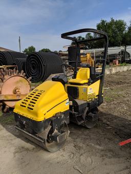 Wacker Rolling Compactor 36"