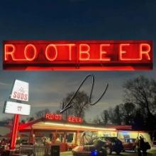 Root Beer Neon Sign - Dog N' Suds