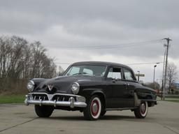 1952 Studebaker Commander % Passenger Regal Sedan