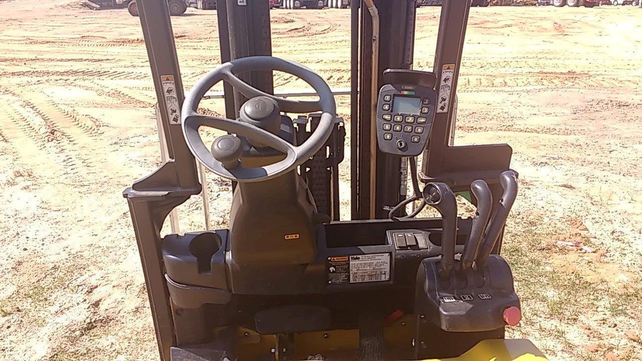 YALE 260R FORK LIFT, CANOPY, 3 STAGE MAST, FORKS, ****INOP**** VIN/SN:6807N08393N