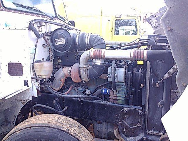 1996 PETERBILT 377 T/A DAY CAB TRUCK TRACTOR, 12.7L DETRIOT DIESEL, EATON FULLER 10SPD, A/R SUSP, A/