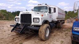 1979 MACK R MODEL T/A WATER TRUCK, CUMMINS, CAMELBACK SUSP., APPROX 4000 GAL TANK, REAR DISCHARGE, H