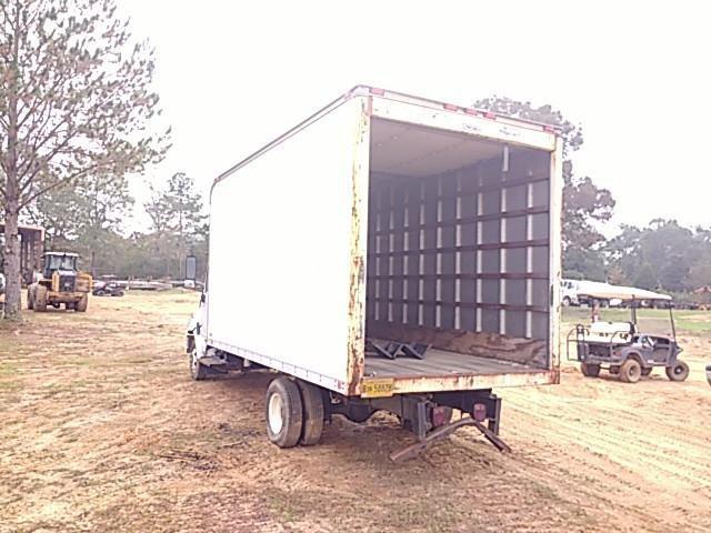 2007 HINO BOX VAN 4.7L, A/T, 16' LYNCH COACH BOX, SPRING SUSP, AC, 218/85R16 TIRES ****INOP****ENGIN