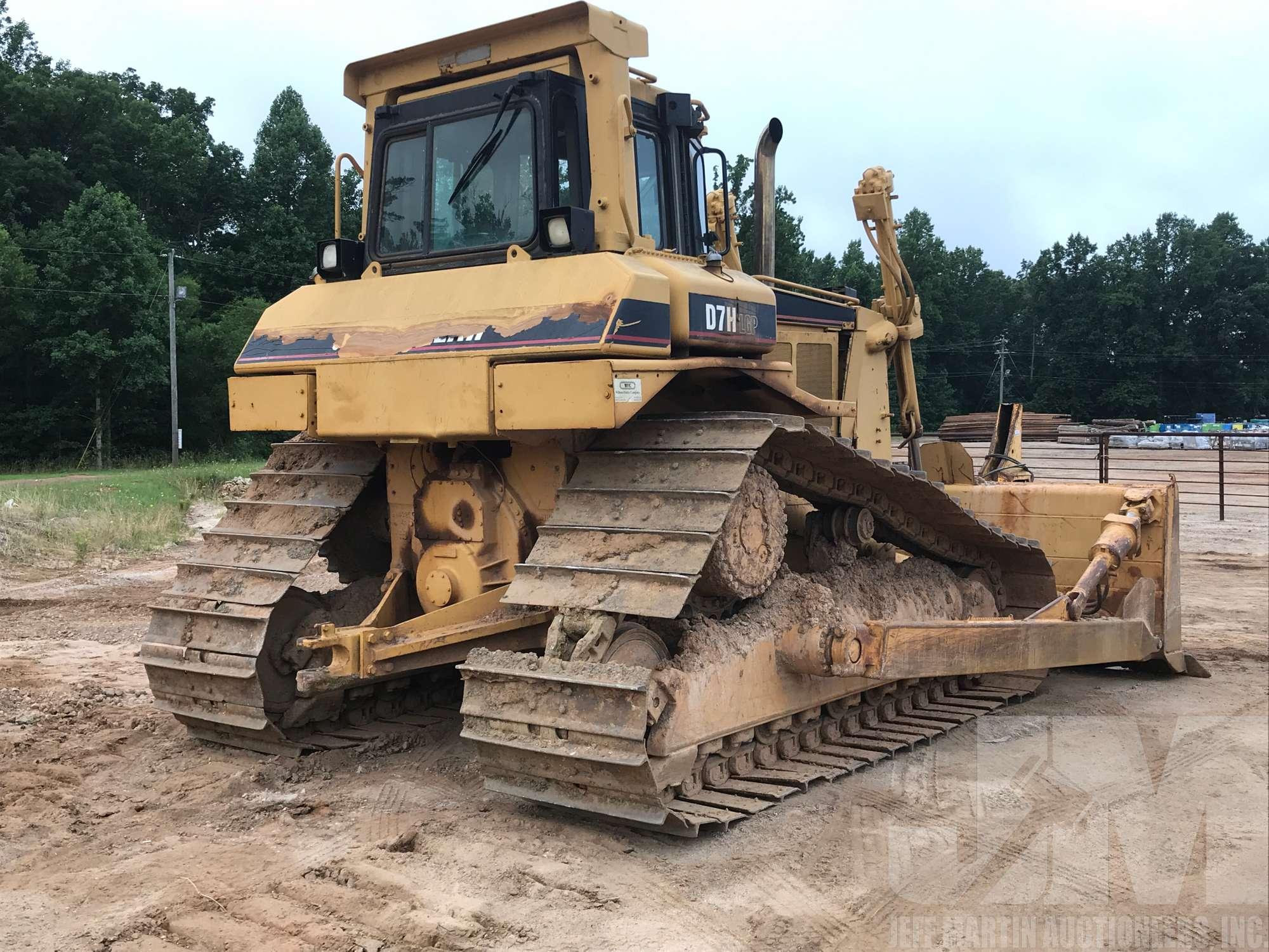 1990 CATERPILLAR D7H LGP SN: 3XG04102