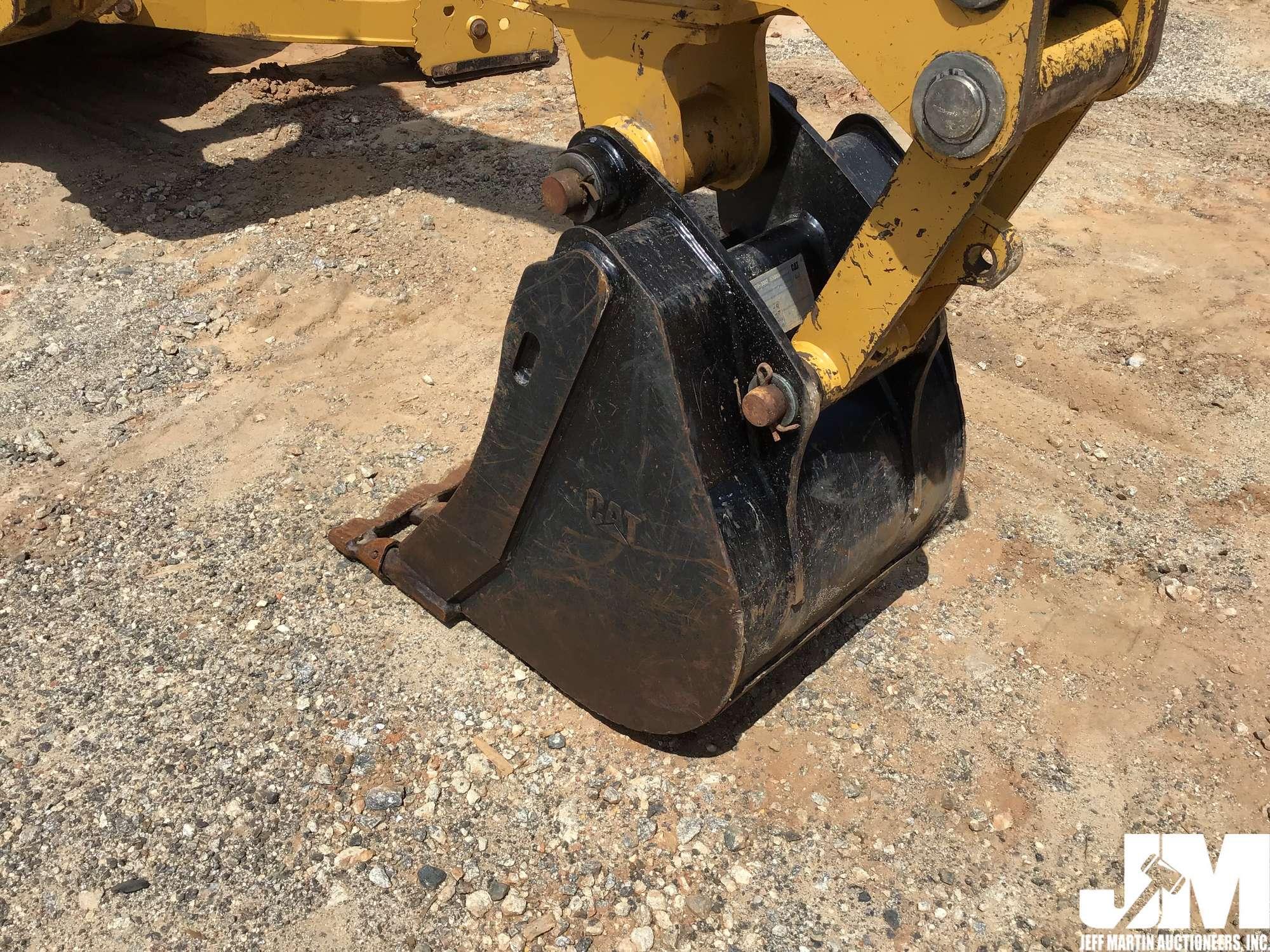 2015 CATERPILLAR 420F2IT SN: CAT0420FKHWD00329