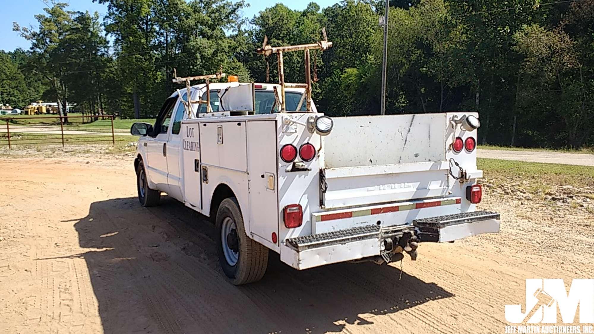 2004 FORD F-350XL SUPER DUTY VIN: 1FTSX30S64ED21461