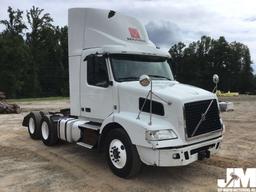 2013 VOLVO VNM64T VIN: 4V4MC9EH5DN146645